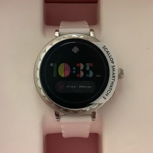 Kate Spade ♠️ scallop smartwatch 2 (EUC)